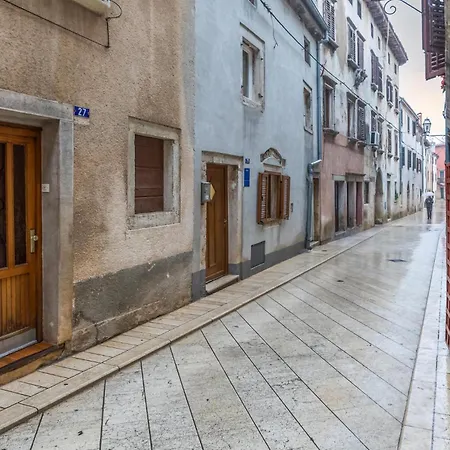 4 Bedroom Lovely In *
