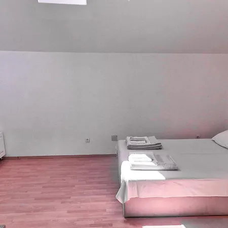 4 Bedroom Lovely In Дом отдыха *